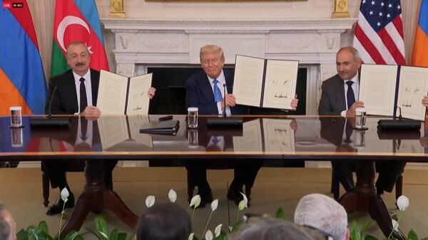 ՀՀ–ն, ԱՄՆ–ն և Ադրբեջանը ստորագրեցին համատեղ հռչակագիրը - Sputnik Արմենիա
