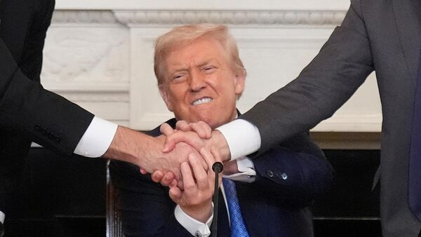 Դոնալդ Թրամփը Փաշինյանի ու Ալիևի հետ հանդիպմանը - Sputnik Արմենիա