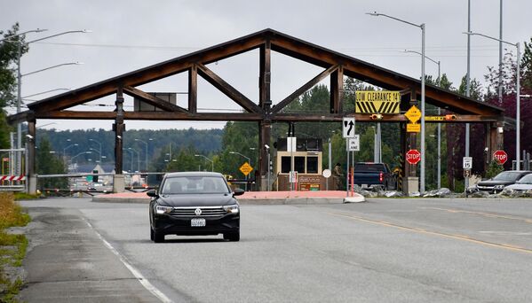 Контрольно-пропускной пункт военной базы США Эльмендорф-Ричардсон (JBER) в Анкоридже на Аляске - Sputnik Армения