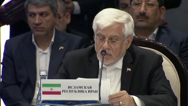 Первый вице-президент Ирана Мохаммад Реза Арефи на заседании межправсовета ЕАЭС (15 августа 2025). Чолпон-Ата - Sputnik Армения