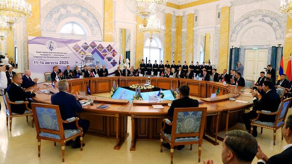 Начальник полиции МВД, замминистра внутренних дел Арам Казарян на очередном заседании Совета министров внутренних дел государств – участников СНГ (12 августа 2025). Санкт-Петербург - Sputnik Армения