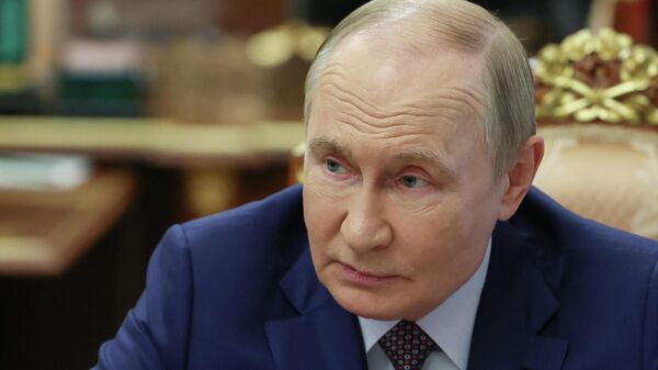 Президент России Владимир Путин  - Sputnik Армения