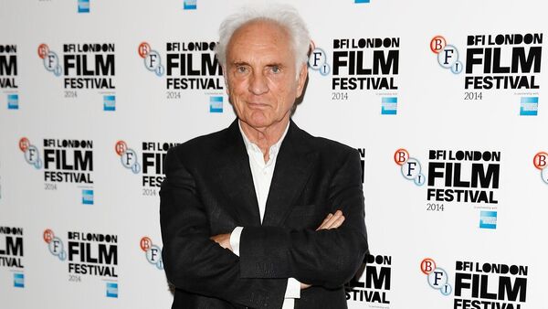 Теренс Стэмп на красной дорожке показа фильма Вдали от обезумевшей толпы во время 58-го Лондонского кинофестиваля BFI (19 октября 2014). Лондон - Sputnik Армения