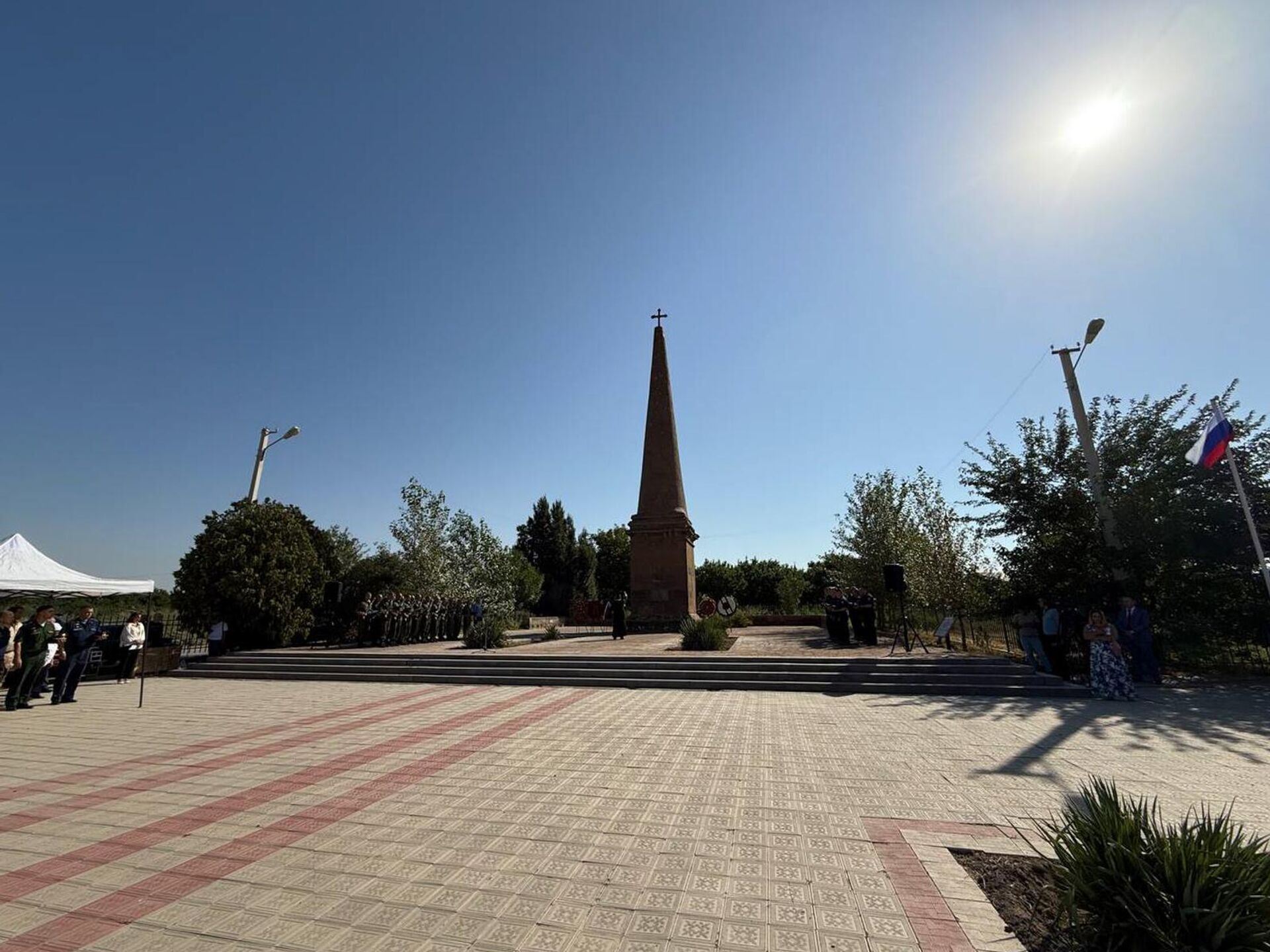 Торжественный митинг к 198-летию победы в Ошаканской битве  у памятника Русским воинам (18 августа 2025). Армавирская область - Sputnik Արմենիա, 1920, 18.08.2025
