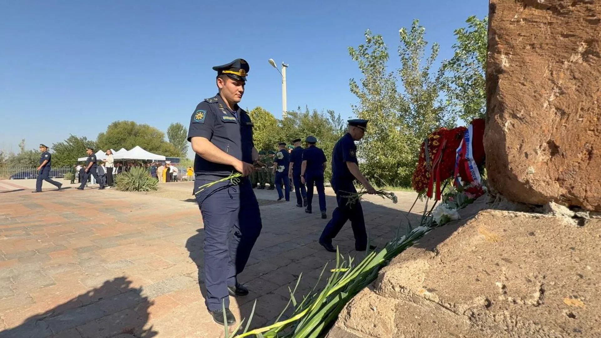 Торжественный митинг к 198-летию победы в Ошаканской битве у памятника Русским воинам (18 августа 2025). Армавирская область - Sputnik Армения, 1920, 18.08.2025