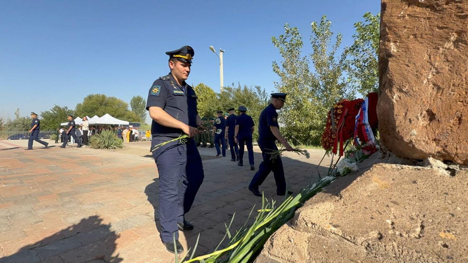 Торжественный митинг к 198-летию победы в Ошаканской битве  у памятника Русским воинам (18 августа 2025). Армавирская область - Sputnik Արմենիա, 1920, 18.08.2025