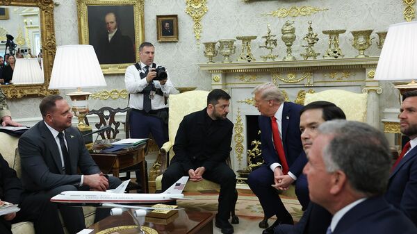 Президент США Дональд Трамп встретился с президентом Украины Владимиром Зеленским в Белом доме (18 августа 2025). Вашингтон - Sputnik Армения