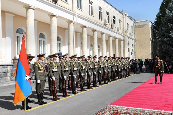 Իրանի նախագահ Մասուդ Փեզեշքիանի դիմավորման հանդիսավոր արարողությունը - Sputnik Արմենիա