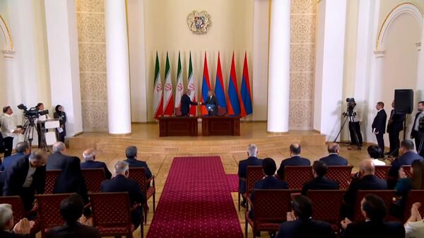 Փաշինյանն ու Փեզեշքիանը Երևանում կայացած բանակցություններից հետո համատեղ հայտարարություն ստորագրեցին - Sputnik Արմենիա