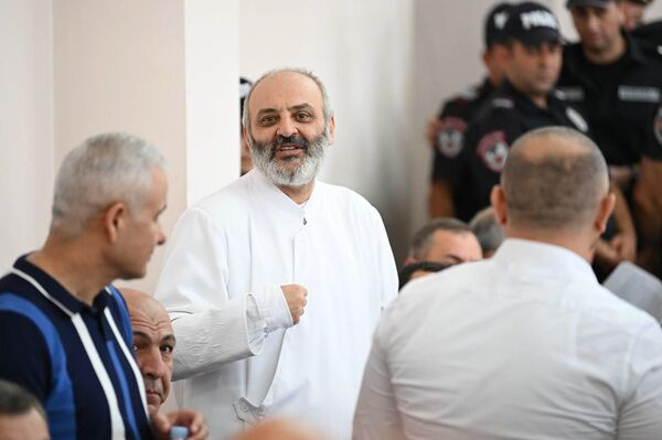 Բագրատ սրբազան Բագրատ սրբազան - Sputnik Արմենիա