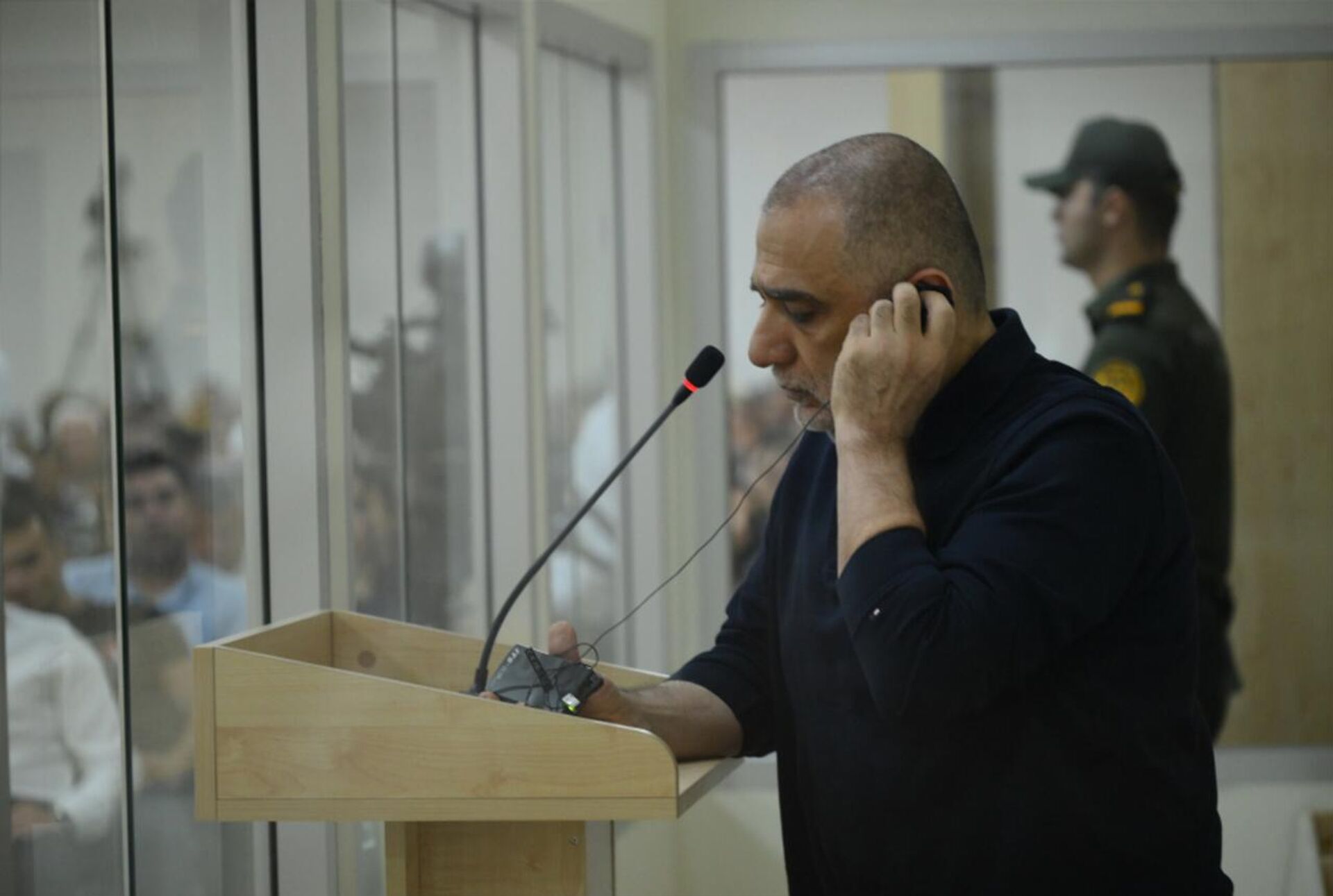 Рубен Варданян во время суда (19 августа 2025). Баку - Sputnik Արմենիա, 1920, 19.08.2025