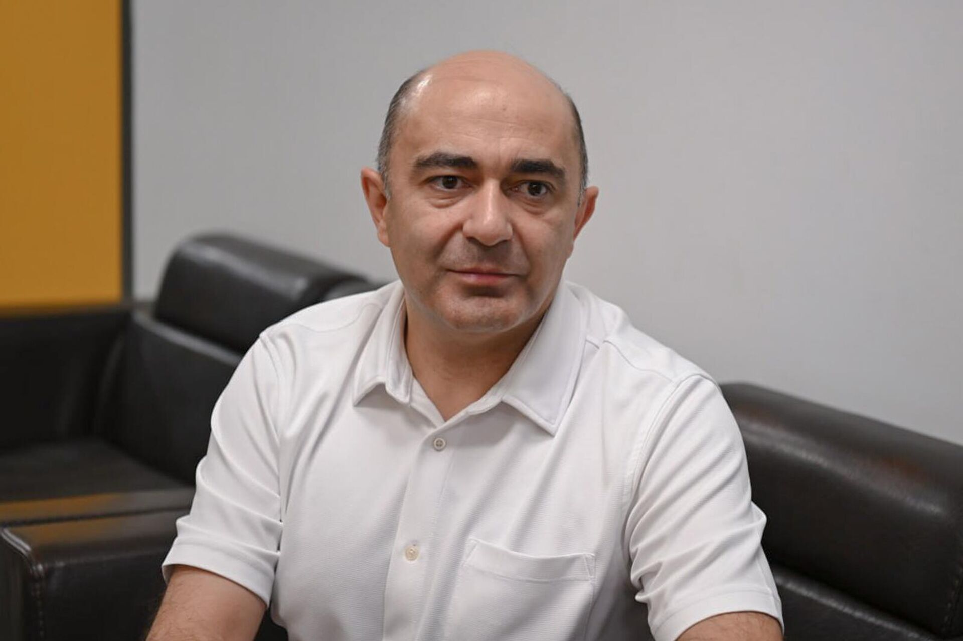 Эдмон Марукян в гостях радио Sputnik - Sputnik Արմենիա, 1920, 03.10.2025