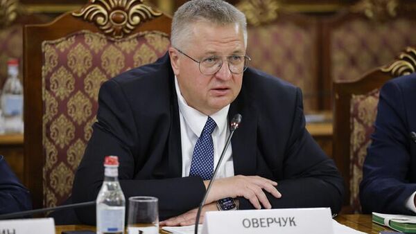 Зампредседателя правительства Мгер Григорян принял зампредседателя правительства РФ Алексея Оверчука (20 августа 2025). Ереван - Sputnik Армения