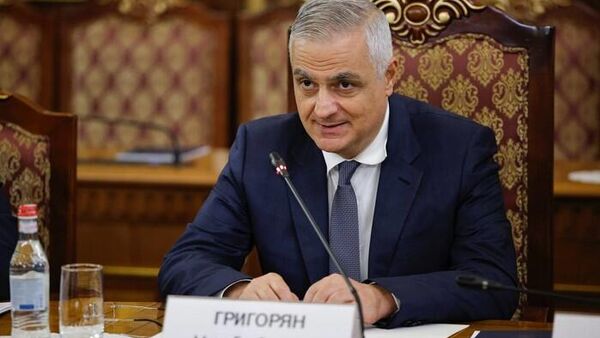 Մհեր Գրիգորյանը - Sputnik Արմենիա