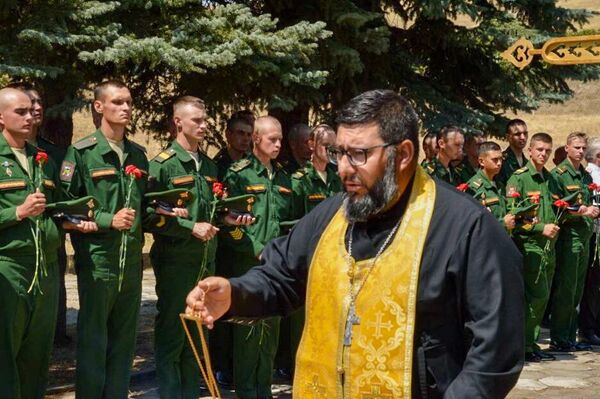 Գյումրիում հարգանքի տուրք մատուցվեց մայոր Մոնտրեզորի ջոկատի զինվորների հիշատակին - Sputnik Արմենիա