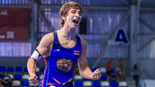 Յուրիկ Մխիթարյանը  - Sputnik Արմենիա