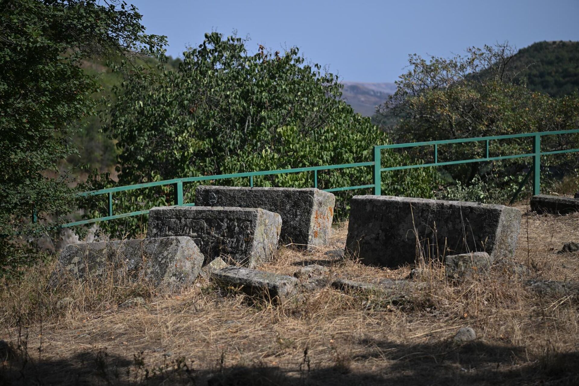 Кладбище Старого Хндзореска Кладбище Старого Хндзореска - Sputnik Արմենիա, 1920, 29.08.2025