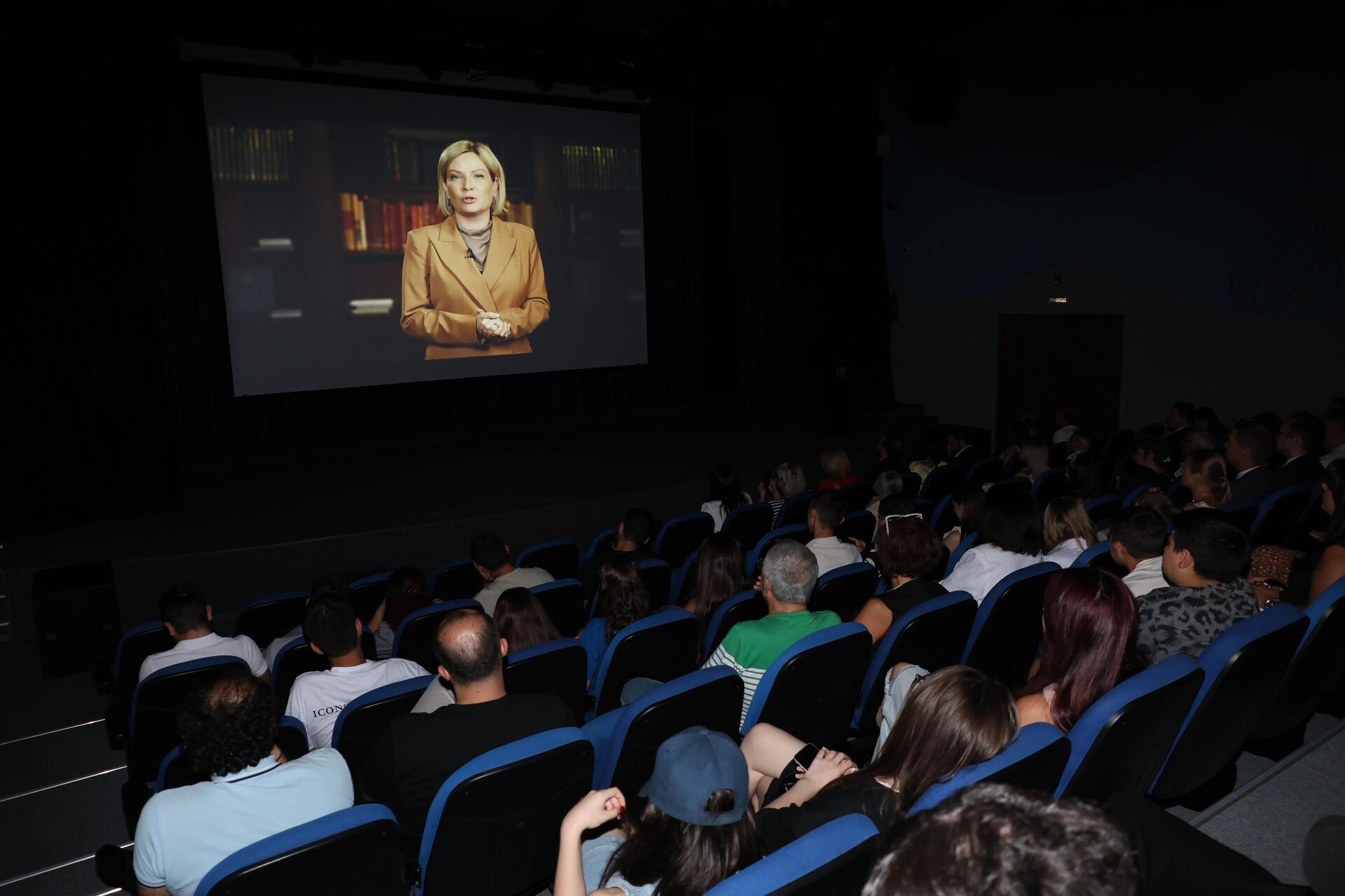 Церемония открытия всероссийской акции Ночь кино в Доме Москвы (27 августа 2025). Еревaн Церемония открытия всероссийской акции Ночь кино в Доме Москвы (27 августа 2025). Еревaн - Sputnik Армения, 1920, 27.08.2025