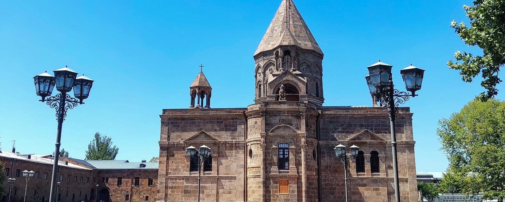 Кафедральный собор в Эчмиадзине - Sputnik Армения, 1920