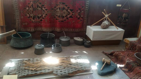 Экспонаты историко-этнографического музея в Вагаршапате - Sputnik Армения