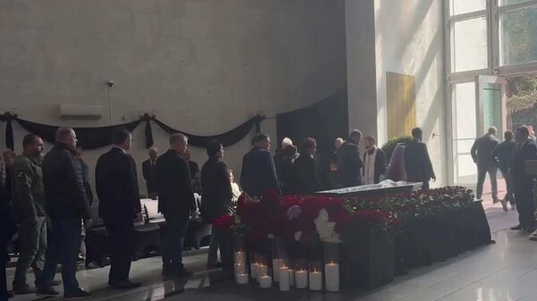 Церемония прощания с членом СПЧ, журналистом, исполнительным директором международной медиагруппы Россия сегодня Кириллом Вышинским - Sputnik Արմենիա