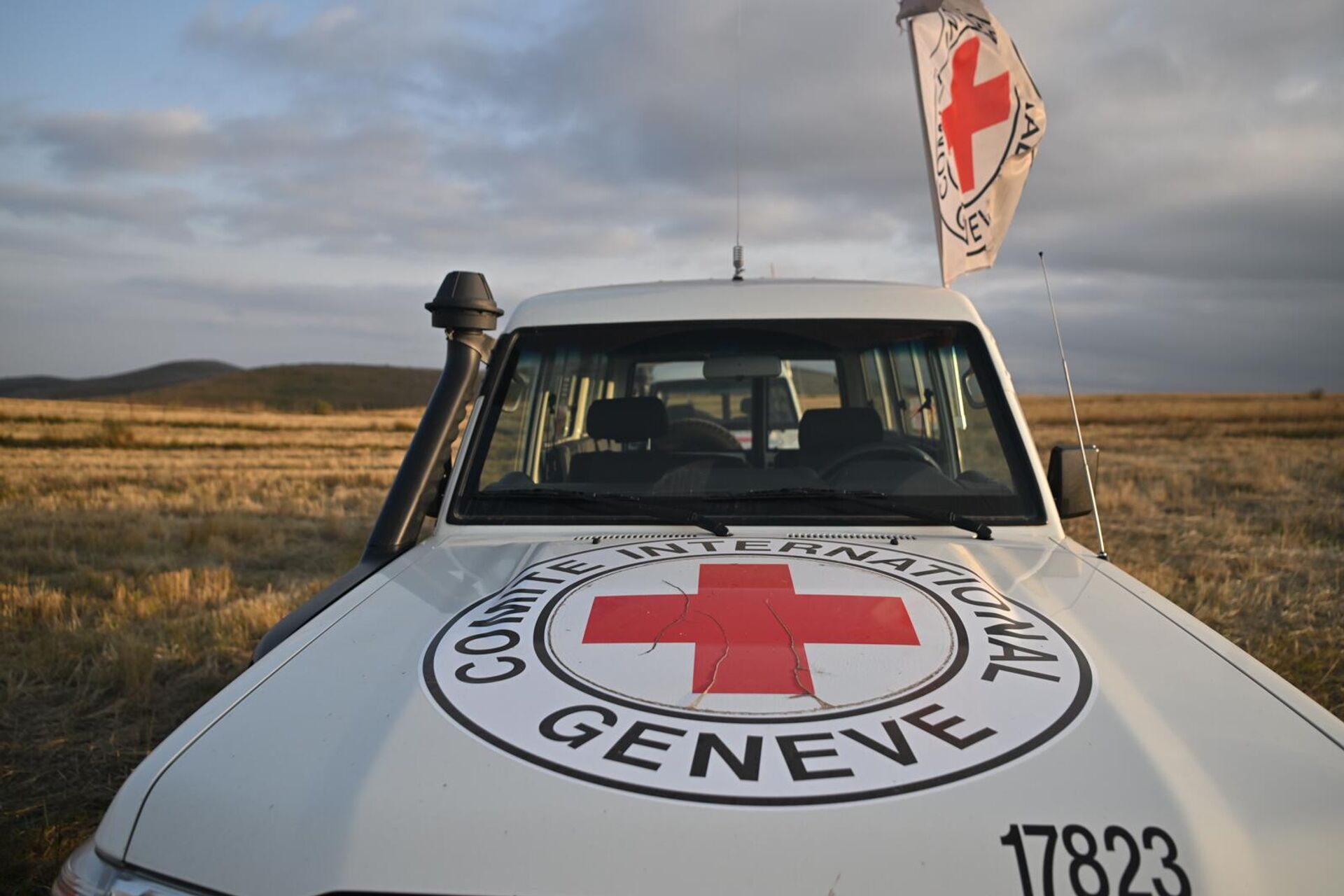 Машины Красного Креста в Сюнике - Sputnik Армения, 1920, 29.08.2025