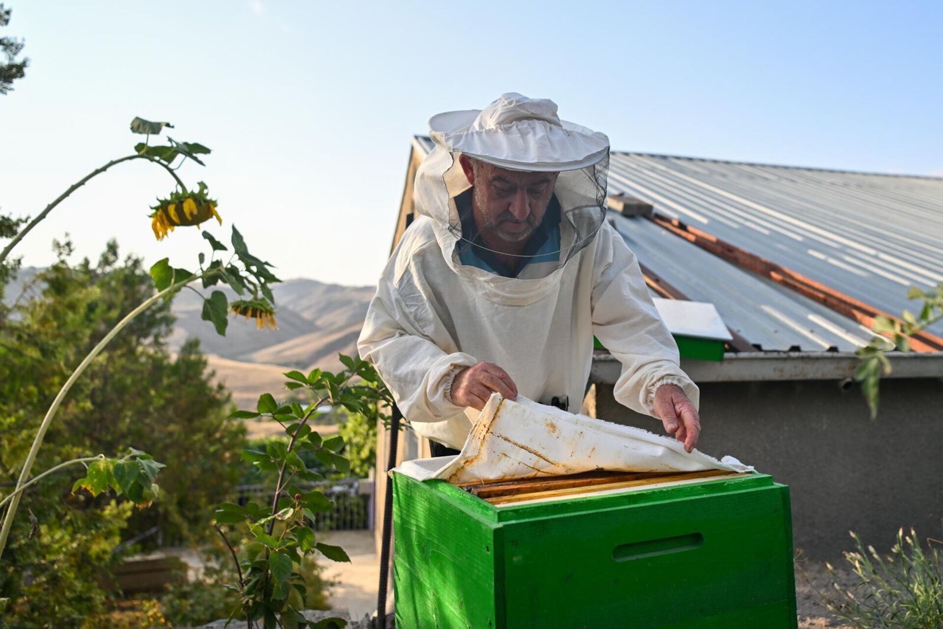 Переселенец из Нагорного Карабаха Давид Атанесян - Sputnik Армения, 1920, 31.08.2025