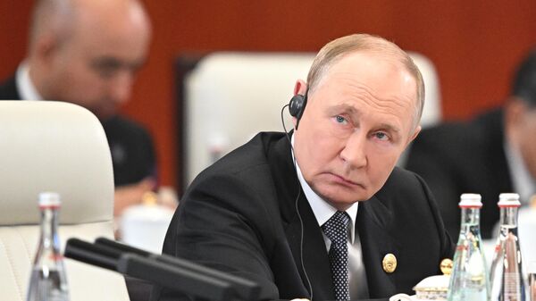 Президент РФ Владимир Путин на заседании Совета глав государств – членов Шанхайской организации сотрудничества (ШОС) в Тяньцзине (1 сентября 2025). Китай - Sputnik Армения