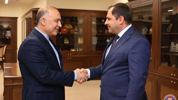 Մեհդի Սոբհանին և Սուրեն Պապիկյանը - Sputnik Արմենիա