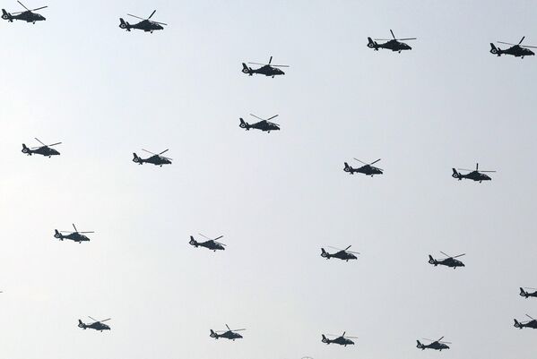 Ռազմական շքերթի օդային հատվածը Թիենանմեն հրապարակում  - Sputnik Արմենիա