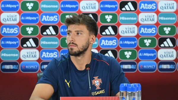 Պորտուգալիայի հավաքականի ֆուտբոլիստ Ռուբեն Դիաշը Երևանում - Sputnik Արմենիա