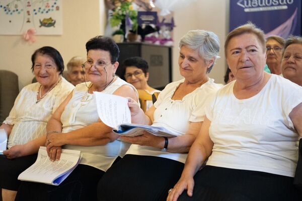 «Առաքելություն Հայաստան» կազմակերպության Շենգավիթի ցերեկային խնամքի կենտրոնի շահառուները - Sputnik Արմենիա