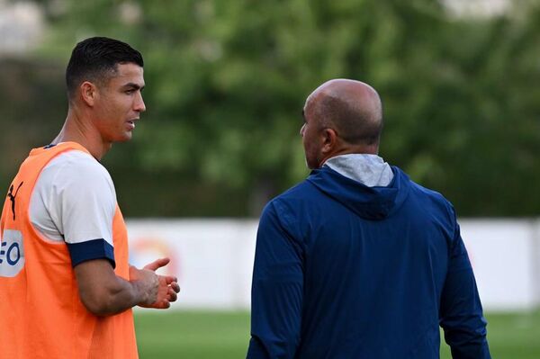 Պորտուգալիայի հավաքականը նախախաղային մարզում է անցկացնում Երևանում - Sputnik Արմենիա