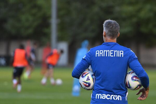 Предматчевая тренировка сборной Армении (5 сентября 2025). Еревaн - Sputnik Армения