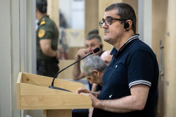 Արայիկ Հարությունյանը Բաքվի դատարանում - Sputnik Արմենիա