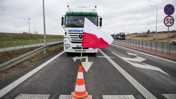 Լեհ ֆերմերները փակել են սահմանային անցակետը. Ուկրաինայի սահմանապահ ծառայություն - Sputnik Արմենիա