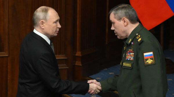 Վլադիմիր Պուտինն ու Վալերի Գերասիմովը - Sputnik Արմենիա