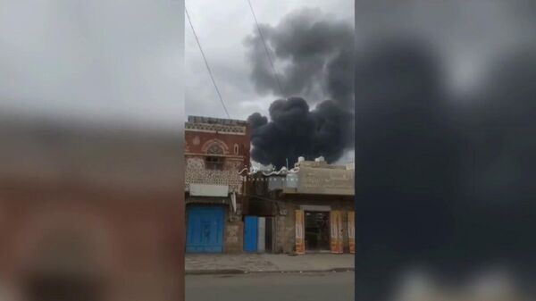 В Сане прогремели мощные взрывы - Sputnik Армения