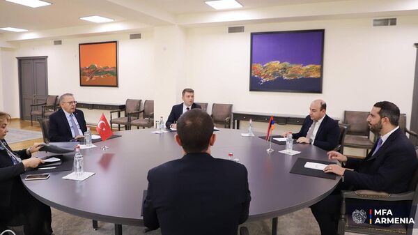 Հայաստանի և Թուրքիայի ներկայացուցիչների հանդիպումը Երևանում - Sputnik Արմենիա
