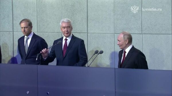 Кадры открытия Национального космического центра в Москве с участием Путина. - Sputnik Армения