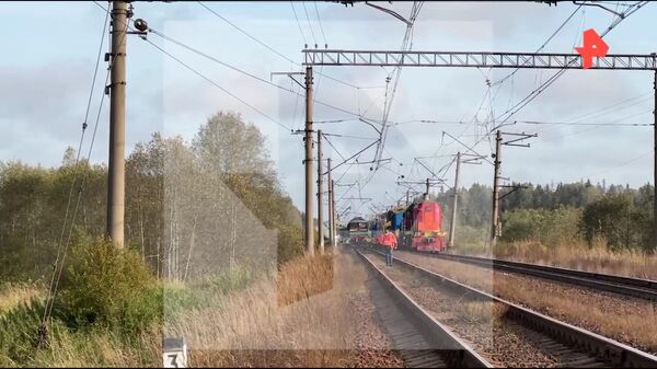 Тепловоз с 15-ю порожними цистернами сошел с рельсов на перегоне Строганово - Мшинская в Ленинградской области - Sputnik Արմենիա