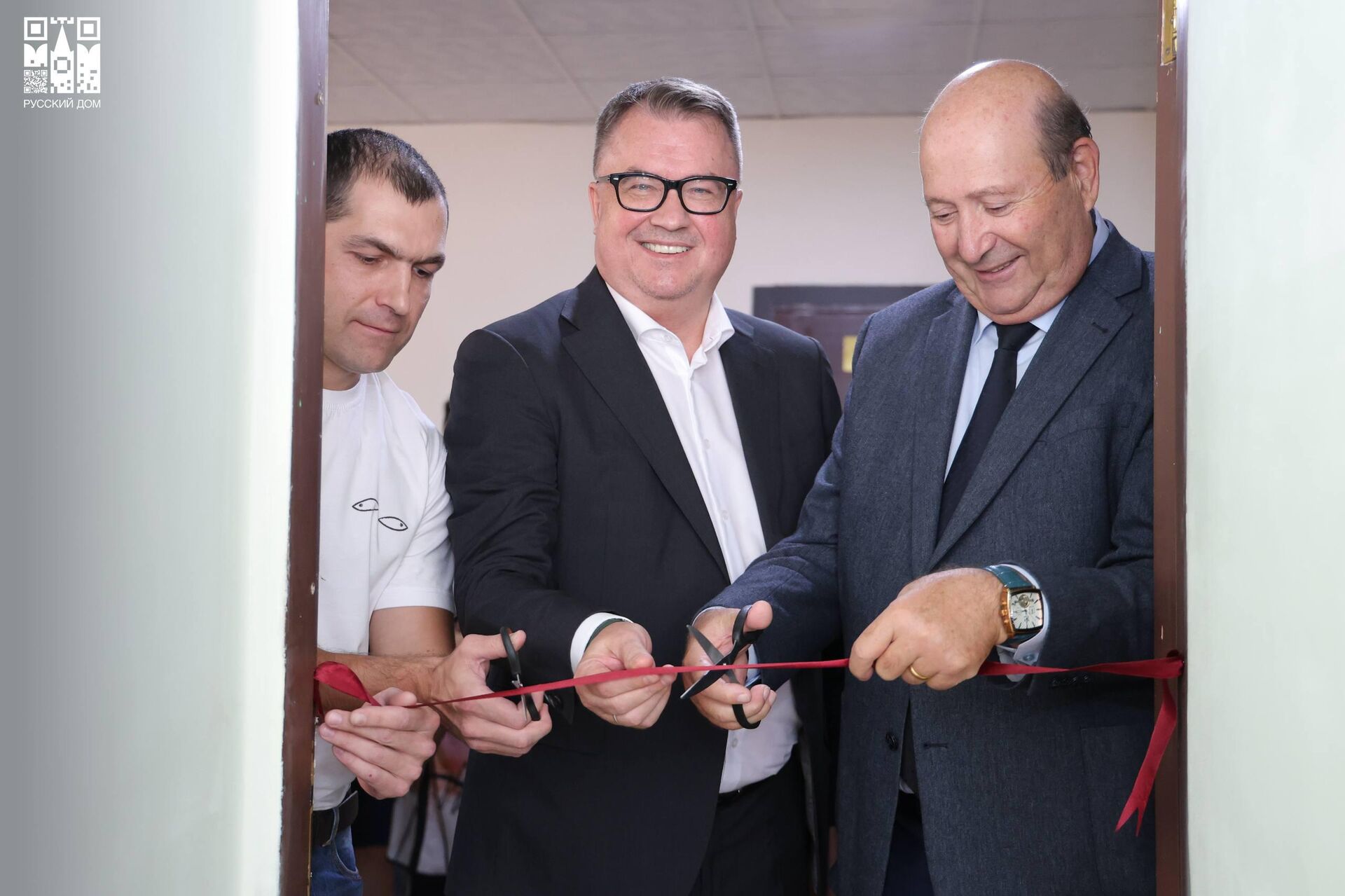 Русская Гуманитарная Миссия открыла кабинет русского языка в Ширакском государственном университете - Sputnik Армения, 1920, 15.09.2025