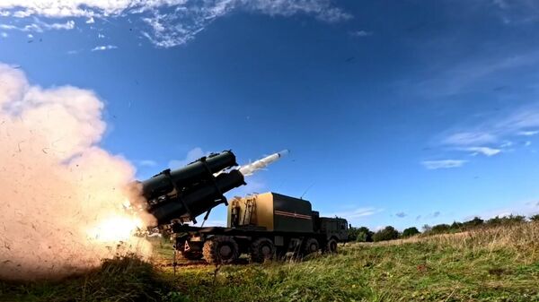 Удар крылатыми ракетами на учениях Запад-2025 - Sputnik Армения