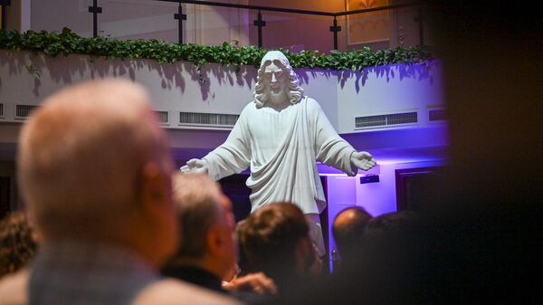 Презентация информационного бюро и веб-сайта статуи Иисуса Христа (16 сентября 2025). Еревaн - Sputnik Армения