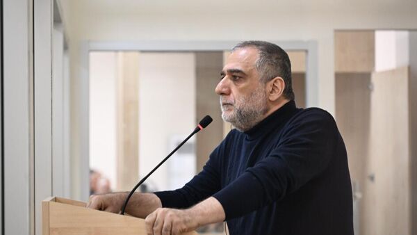 Рубен Варданян во время суда (16 сентября 2025). Баку - Sputnik Армения