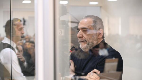 Рубен Варданян во время суда (16 сентября 2025). Баку - Sputnik Армения