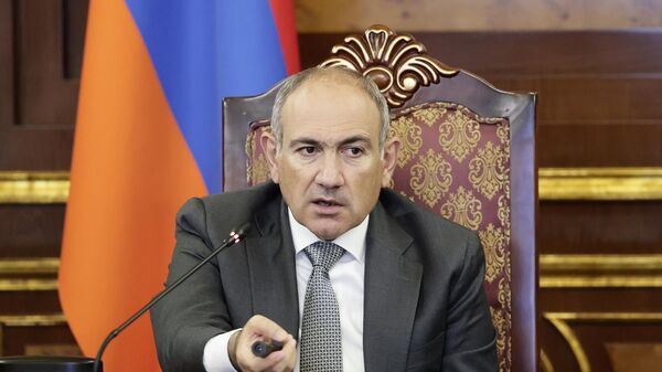 Под руководством премьер-министра Никола Пашиняна состоялись консультации, в ходе которых обсуждались основные концептуальные подходы новой системы стратегического управления (17 сентября 2025). Еревaн - Sputnik Արմենիա