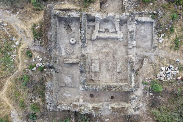 Раскопки капанской цитадели Раскопки капанской цитадели - Sputnik Армения