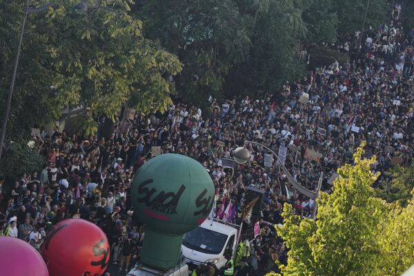 Протесты координируются восемью крупнейшими профсоюзами - Sputnik Армения