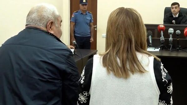 Я больше ничего говорить не буду, будет говорить адвокат: Юрий Хачатуров на судежном заседании - Sputnik Армения